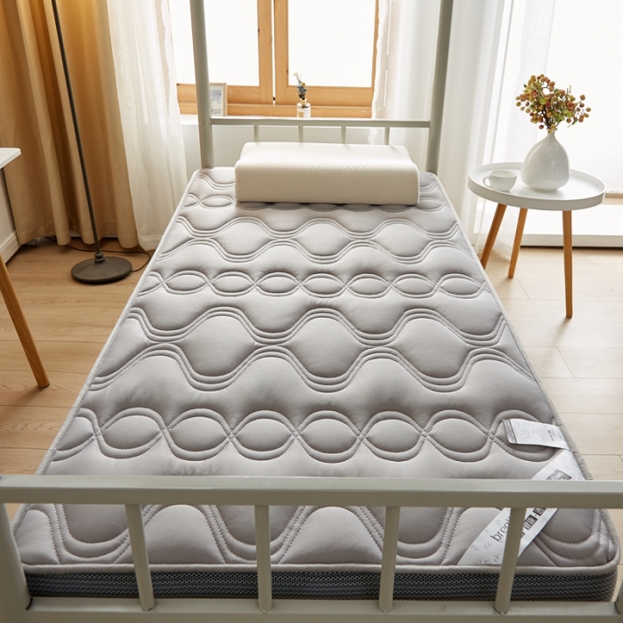 91家纺网 家纺一手货源 找家纺 优莱床垫 2024新款乳胶纤维棉立体学生床垫 爱意浓浅灰