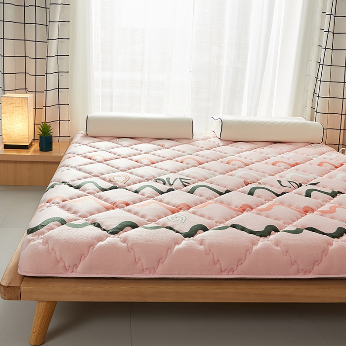 91家纺网 家纺一手货源 找家纺 优莱床垫 2024新款乳胶记忆棉床垫 水晶绒少女粉单边