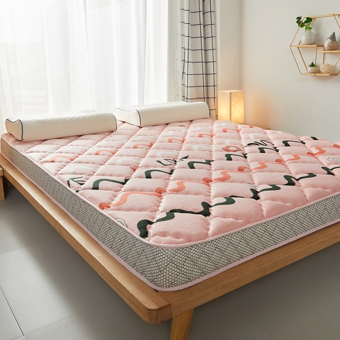 91家纺网 家纺一手货源 找家纺 优莱床垫 2024新款乳胶记忆棉床垫 水晶绒少女粉立体