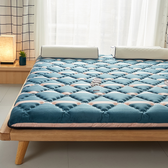 91家纺网 家纺一手货源 找家纺 优莱床垫 2024新款乳胶记忆棉床垫 水晶绒雨叶单边