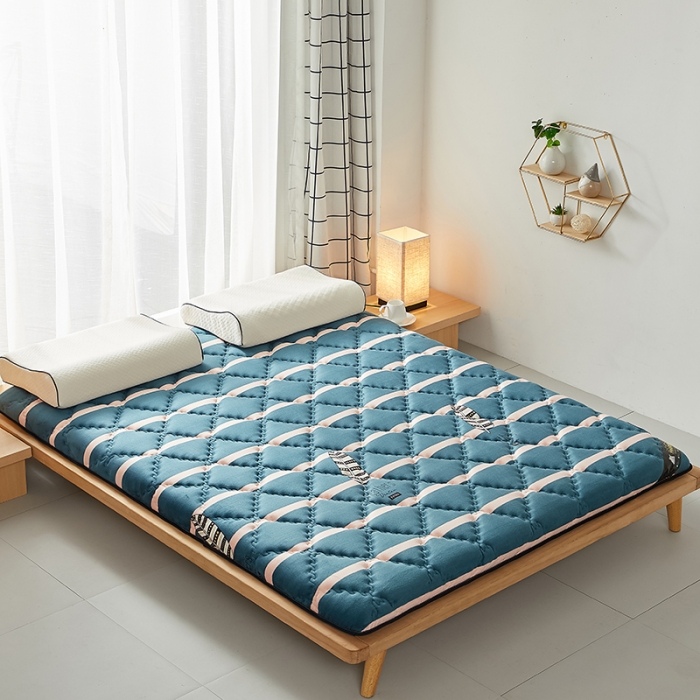 91家纺网 家纺一手货源 找家纺 优莱床垫 2024新款乳胶记忆棉床垫 水晶绒雨叶单边