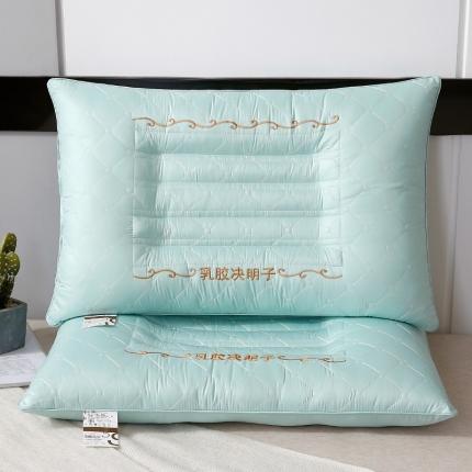 91家纺网 家纺一手货源 找家纺 梦叶草 2022新款绗绣乳胶决明子枕48*74 浅绿