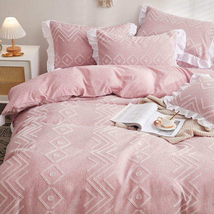 91家纺网 家纺一手货源 找家纺 啊雅家居2025新款韩版肌理纹立体剪花花边四件套 肮理粉