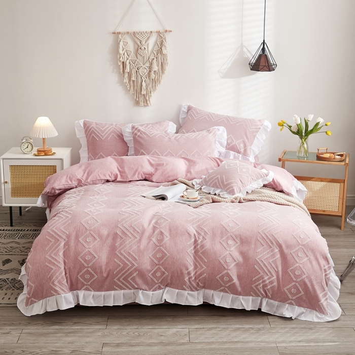 91家纺网 家纺一手货源 找家纺 啊雅家居2025新款韩版肌理纹立体剪花花边四件套 肮理粉