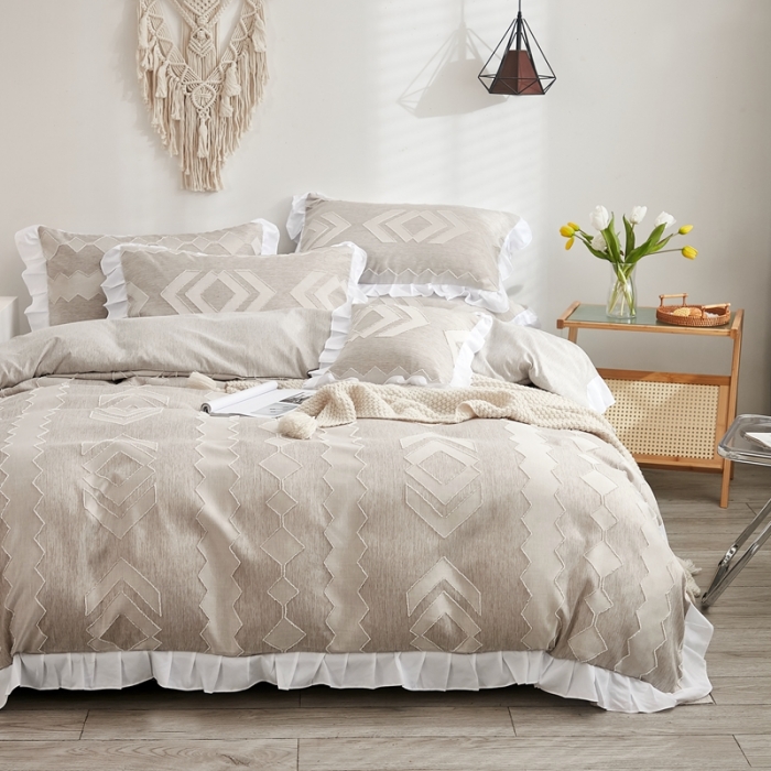 91家纺网 家纺一手货源 找家纺 啊雅家居2025新款韩版肌理纹立体剪花花边四件套 肌理咖