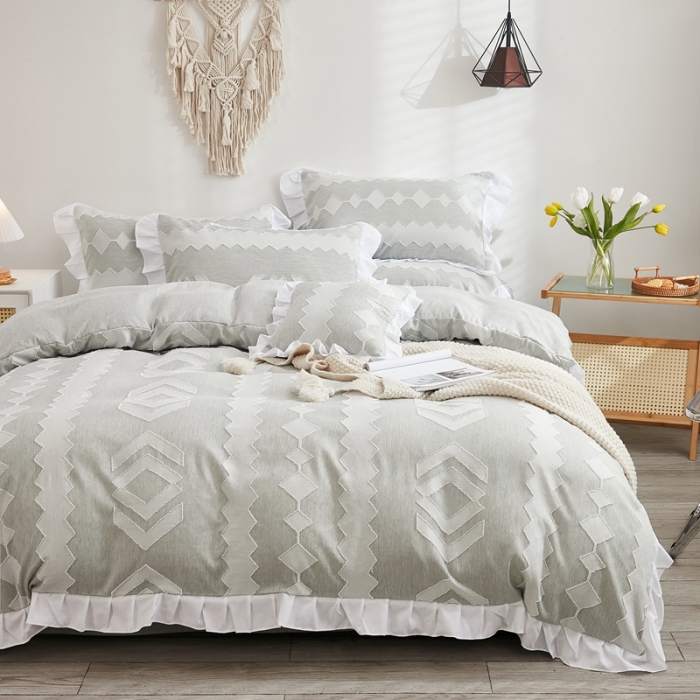 91家纺网 家纺一手货源 找家纺 啊雅家居2025新款韩版肌理纹立体剪花花边四件套 肌理浅绿