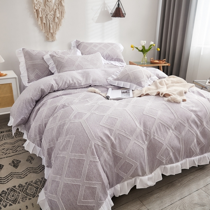 91家纺网 家纺一手货源 找家纺 啊雅家居2025新款韩版肌理纹立体剪花花边四件套 肌理紫