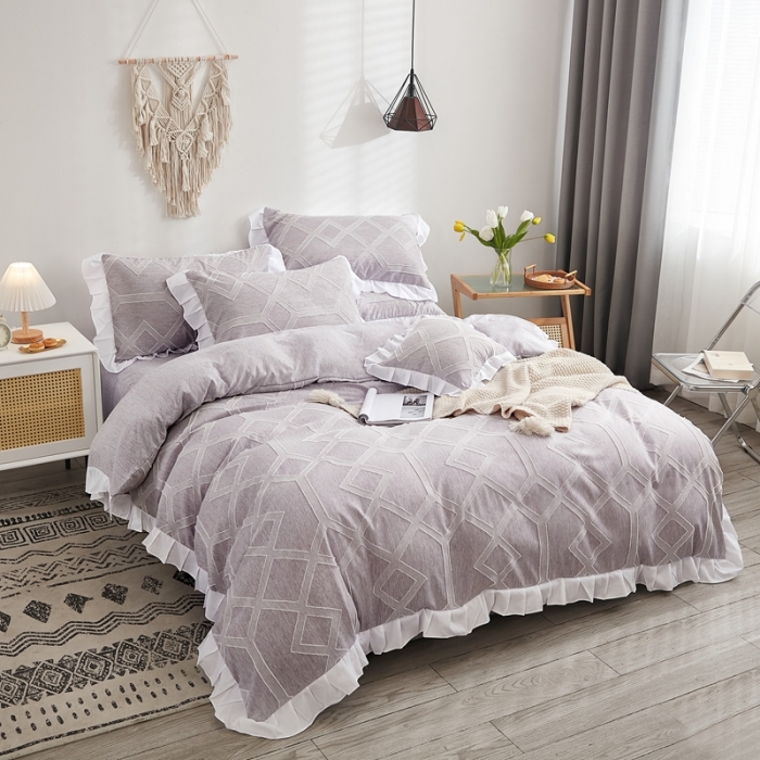 91家纺网 家纺一手货源 找家纺 啊雅家居2025新款韩版肌理纹立体剪花花边四件套 肌理紫