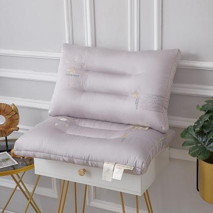 91家纺网 家纺一手货源 找家纺 (总) 糖果枕芯 2022新款大米羽丝绒枕头枕芯 小米白(一只)