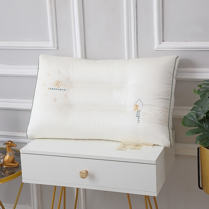 91家纺网 家纺一手货源 找家纺 糖果枕芯 2022新款大米羽丝绒枕头枕芯 白色46x72cm