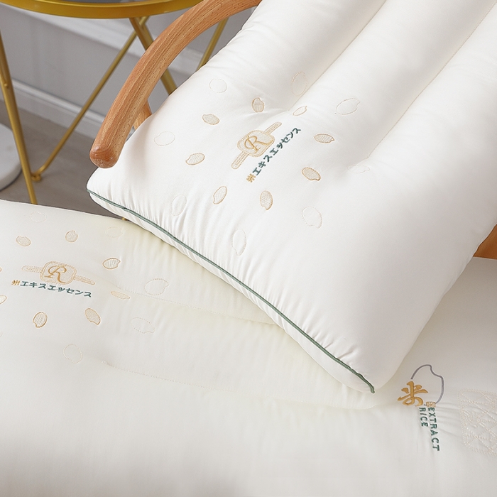 91家纺网 家纺一手货源 找家纺 糖果枕芯 2022新款大米羽丝绒枕头枕芯 白色46x72cm