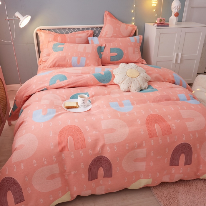 91家纺网 家纺一手货源 找家纺 金纱玉纺 2022新款印花加厚磨毛四件套 炫彩字母-粉