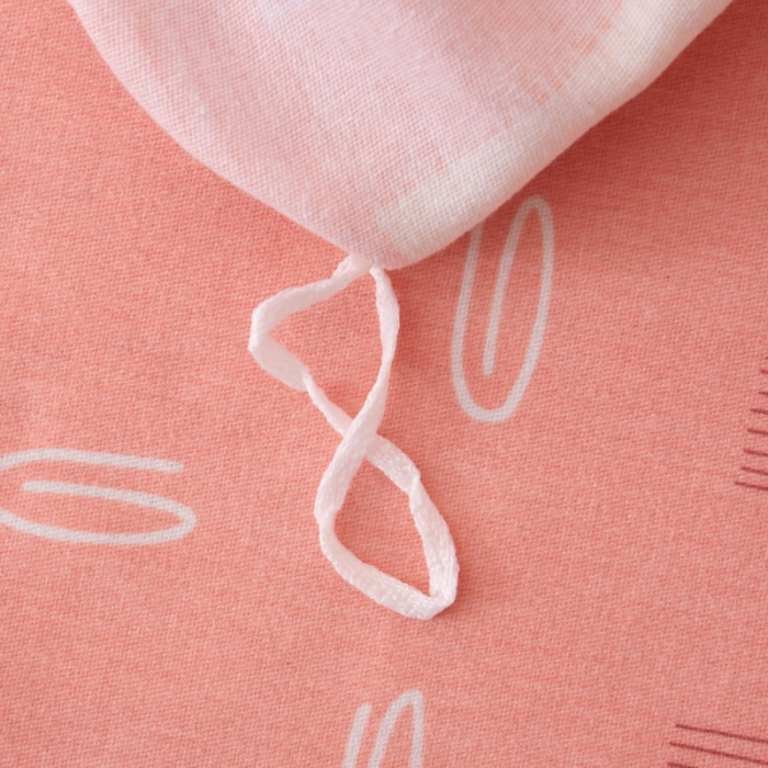 91家纺网 家纺一手货源 找家纺 金纱玉纺 2022新款印花加厚磨毛四件套 炫彩字母-粉