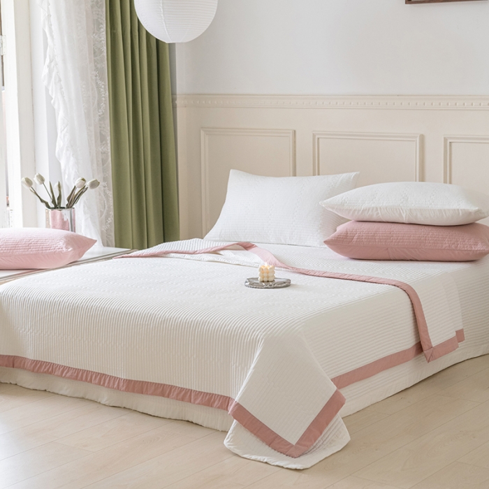 91家纺网 家纺一手货源 找家纺 久典家居 2022新款A类双面色织全棉水洗棉床盖 白