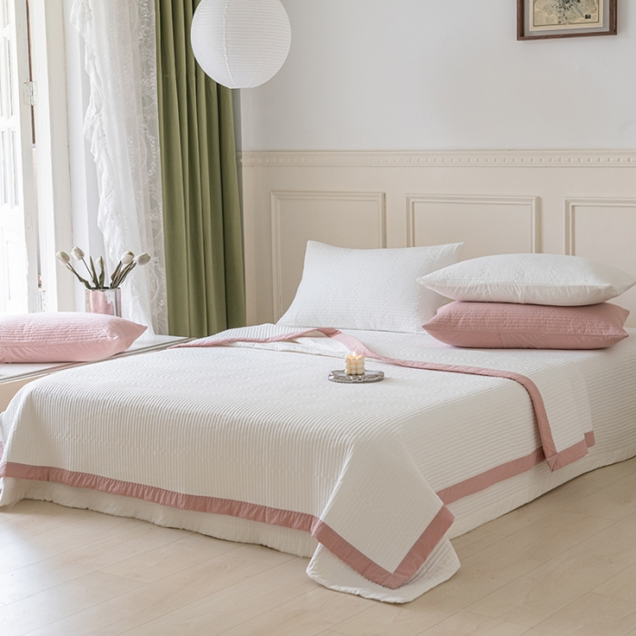 91家纺网 家纺一手货源 找家纺 久典家居 2022新款A类双面色织全棉水洗棉床盖 白