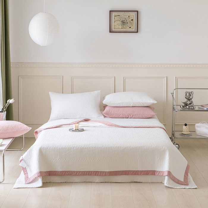 91家纺网 家纺一手货源 找家纺 久典家居 2022新款A类双面色织全棉水洗棉床盖 白