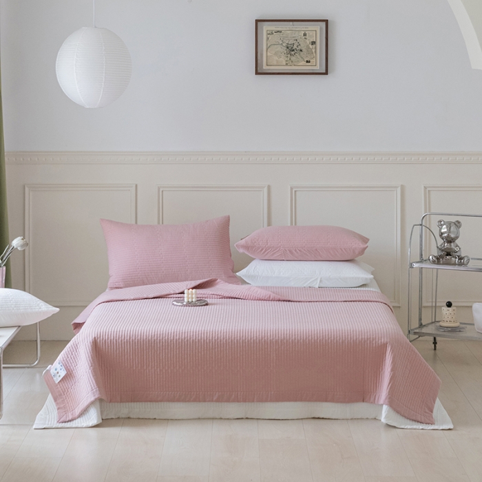 91家纺网 家纺一手货源 找家纺 久典家居 2022新款A类双面色织全棉水洗棉床盖 豆沙