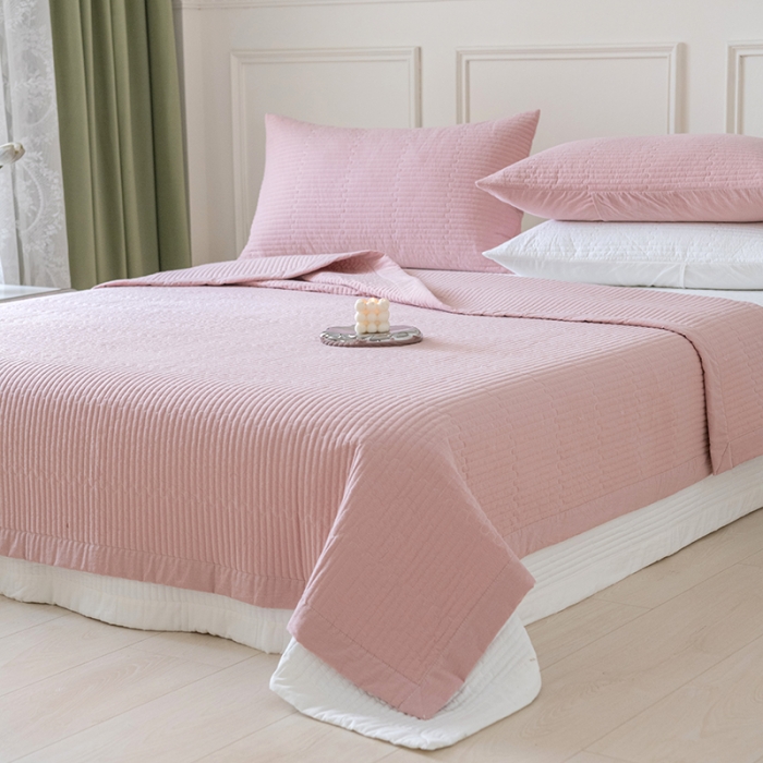 91家纺网 家纺一手货源 找家纺 久典家居 2022新款A类双面色织全棉水洗棉床盖 豆沙