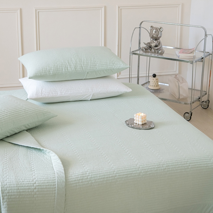 91家纺网 家纺一手货源 找家纺 久典家居 2022新款A类双面色织全棉水洗棉床盖 绿