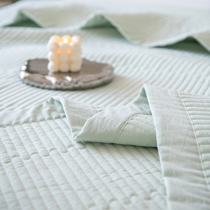 91家纺网 家纺一手货源 找家纺 久典家居 2022新款A类双面色织全棉水洗棉床盖 绿