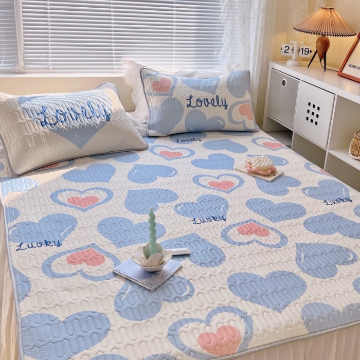 91家纺网 家纺一手货源 找家纺 顾里家纺 2022新款韩系ins印花凉感软席凉席-场景一 涂鸦蓝心