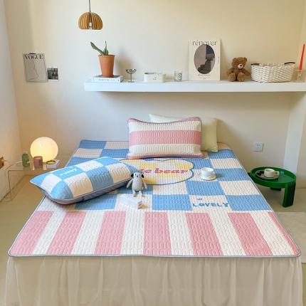 91家纺网 家纺一手货源 找家纺 顾里家纺 2022新款韩系凉感印花大版软席 几何小熊