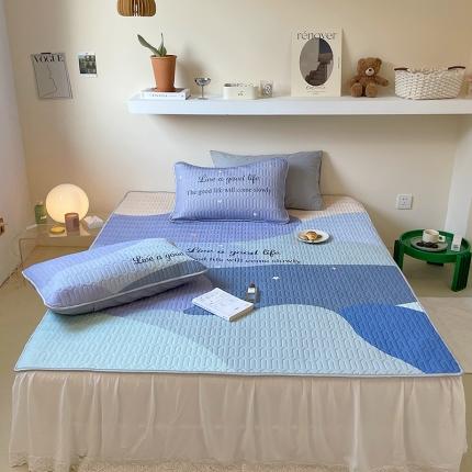 91家纺网 家纺一手货源 找家纺 顾里家纺 2022新款韩系凉感印花大版软席 梦幻字母