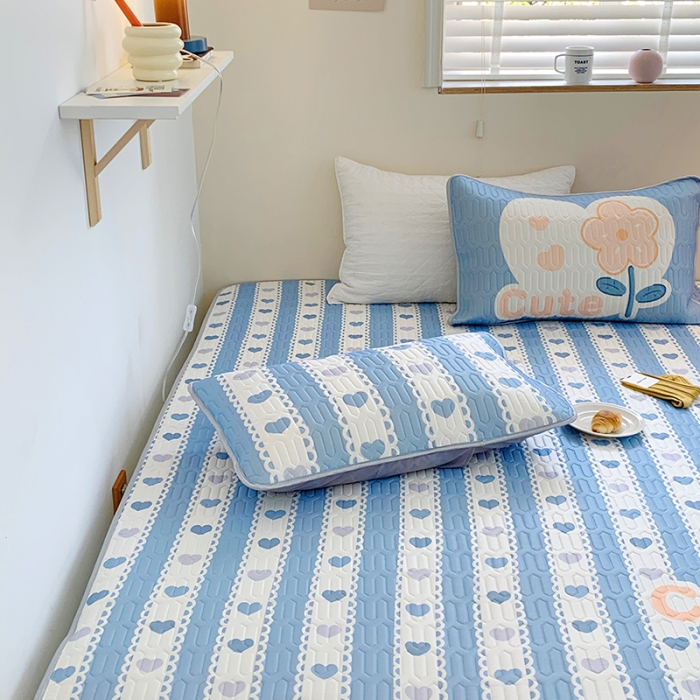 91家纺网 家纺一手货源 找家纺 顾里家纺 2022新款韩系凉感印花大版软席 爱心花花