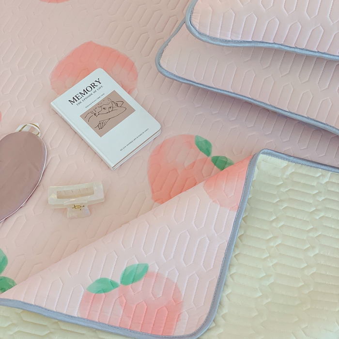 91家纺网 家纺一手货源 找家纺 顾里家纺 2022新款韩系凉感印花圆网软席 粉心桃桃