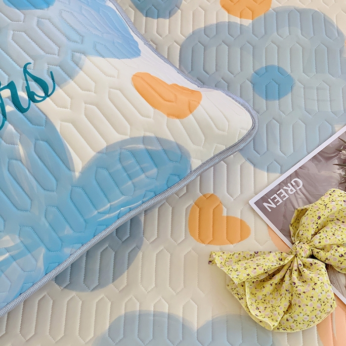 91家纺网 家纺一手货源 找家纺 顾里家纺 2022新款韩系凉感印花圆网软席 奶油花花