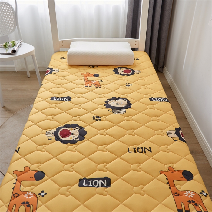 91家纺网 家纺一手货源 找家纺 寐珂 2025新款A类针织大豆学生床垫 丛林之旅