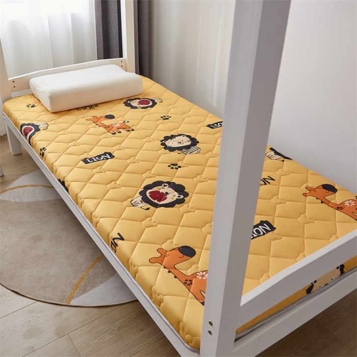 91家纺网 家纺一手货源 找家纺 寐珂 2025新款A类针织大豆学生床垫 丛林之旅