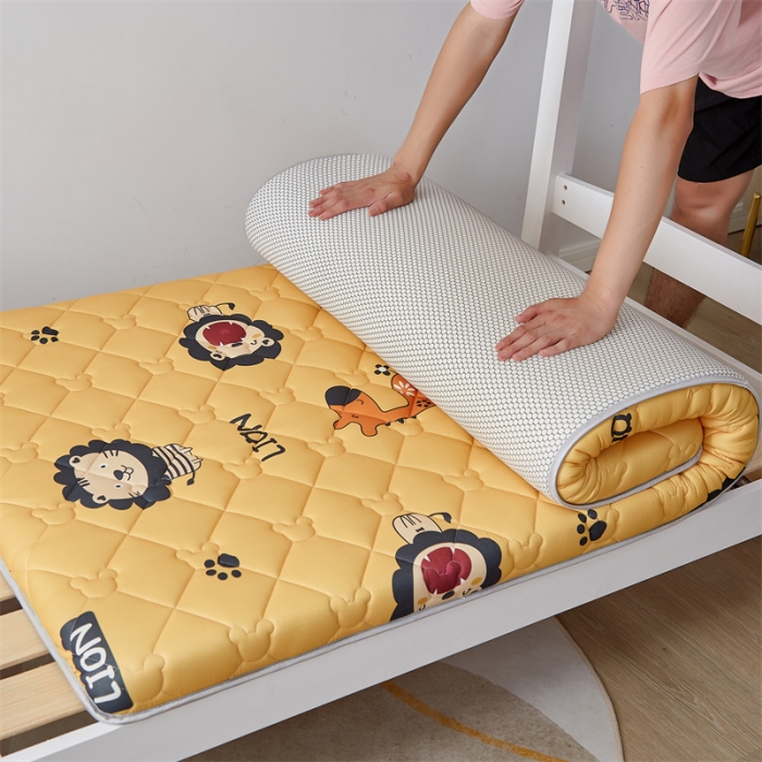 91家纺网 家纺一手货源 找家纺 寐珂 2025新款A类针织大豆学生床垫 丛林之旅