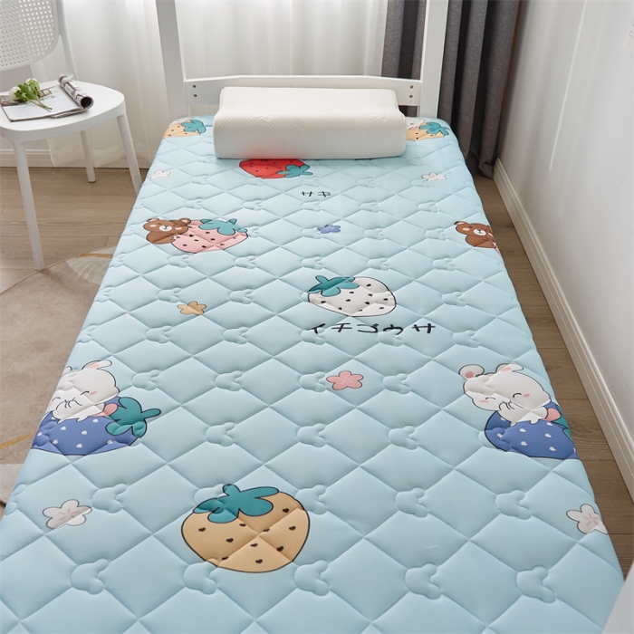 91家纺网 家纺一手货源 找家纺 寐珂 2025新款A类针织大豆学生床垫 欢乐家族