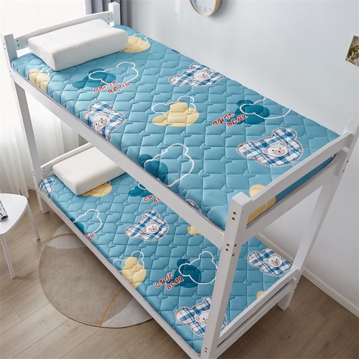 91家纺网 家纺一手货源 找家纺 寐珂 2025新款A类针织大豆学生床垫 可爱熊