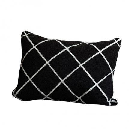 91家纺网 家纺一手货源 找家纺 （总）美茉 2022新款菱形格毛巾绣抱枕