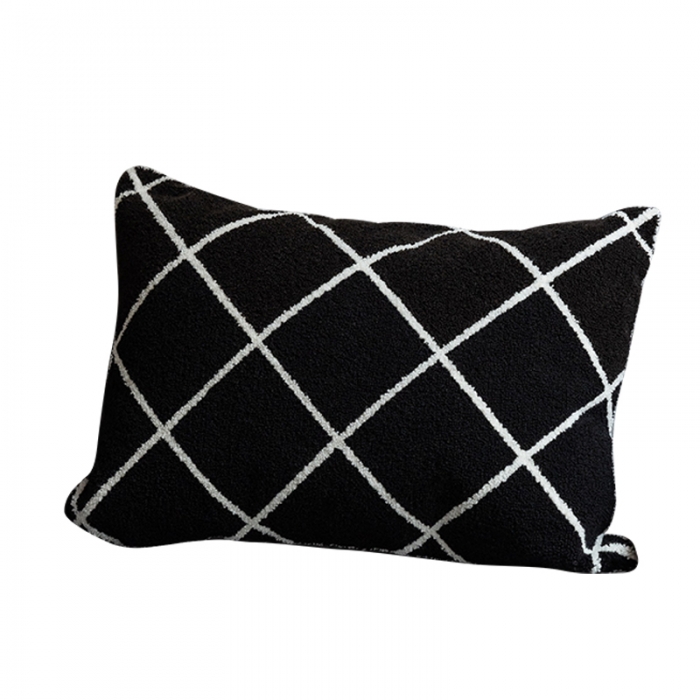 91家纺网 家纺一手货源 找家纺 美茉 2022新款菱形格毛巾绣抱枕 黑色腰枕