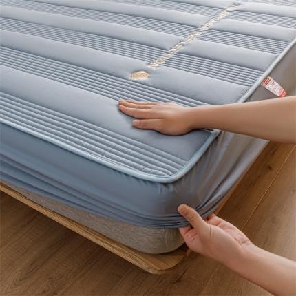 91家纺网 家纺一手货源 找家纺 （总）鑫钰 2023新款色织水洗纯棉全棉夹棉绣花床笠夹棉枕套