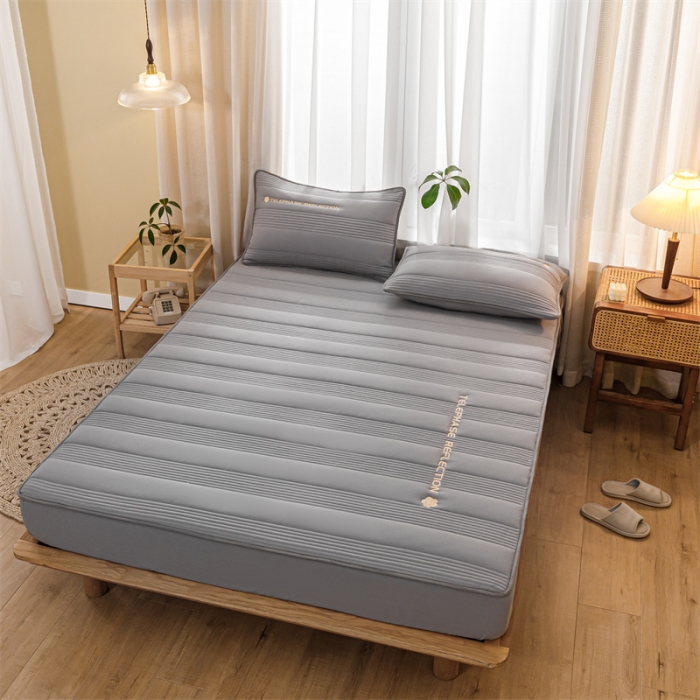 91家纺网 家纺一手货源 找家纺 （总）鑫钰 2023新款色织水洗纯棉全棉夹棉绣花床笠夹棉枕套