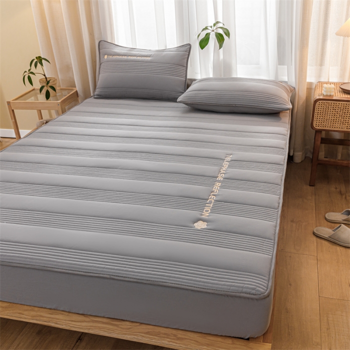 91家纺网 家纺一手货源 找家纺 鑫钰 2023色织水洗纯棉全棉夹棉绣花床笠夹棉枕套邂逅高级灰