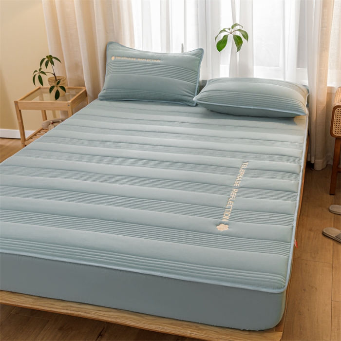 91家纺网 家纺一手货源 找家纺 鑫钰 2023色织水洗纯棉全棉夹棉绣花床笠夹棉枕套邂逅天空蓝