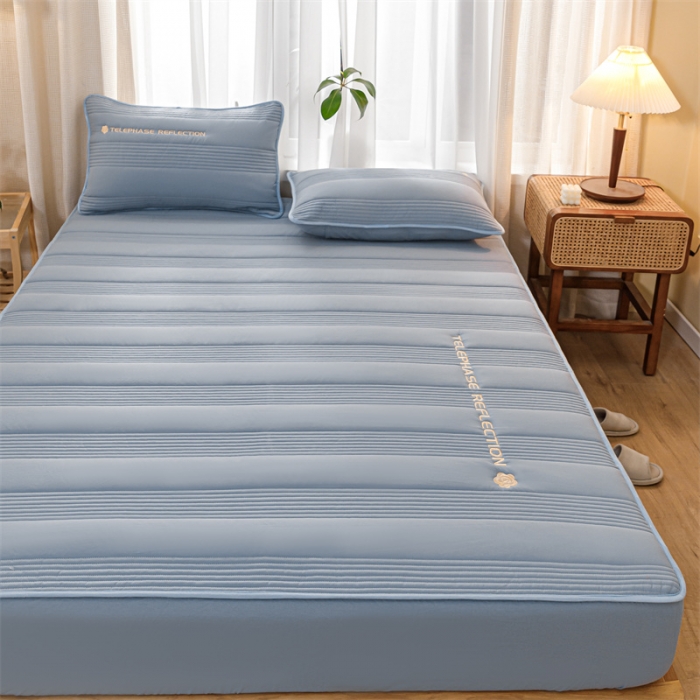 91家纺网 家纺一手货源 找家纺 蓝巢 2022新款升级版全棉大豆纤维夹棉床笠- 邂逅清雅蓝