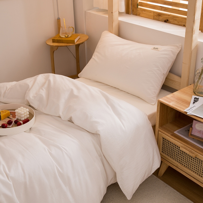 91家纺网 家纺一手货源 找家纺 柠萌家居 新款A类全棉色织水洗棉三件套学生季宿舍上下铺 纯白