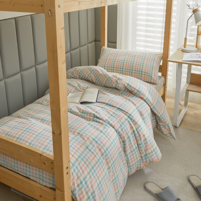 91家纺网 家纺一手货源 找家纺 柠萌家居 A类全棉色织水洗棉三件套学生季宿舍上下铺 小彩格