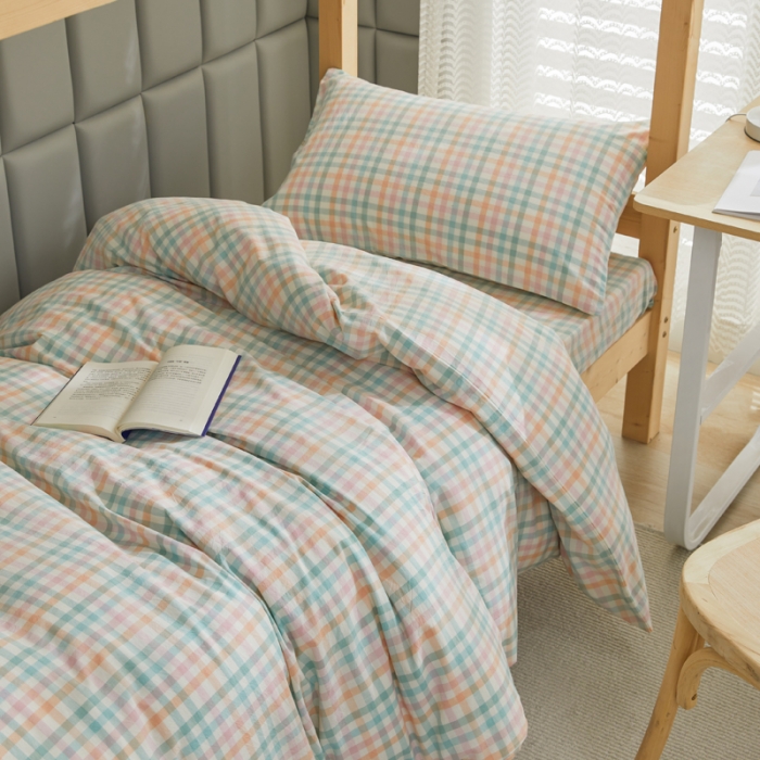 91家纺网 家纺一手货源 找家纺 柠萌家居 A类全棉色织水洗棉三件套学生季宿舍上下铺 小彩格