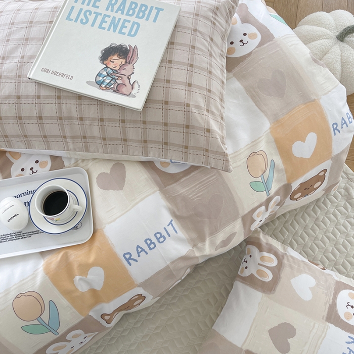 91家纺网 家纺一手货源 找家纺 麦伦 2022新款13372全棉儿童卡通系列四件套 奶油兔