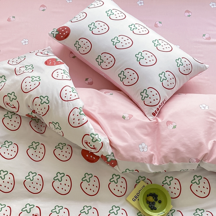 91家纺网 家纺一手货源 找家纺 麦伦 2022新款13372全棉儿童卡通系列四件套 草莓果果