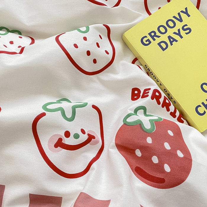 91家纺网 家纺一手货源 找家纺 麦伦 2022新款13372全棉儿童卡通系列四件套 草莓果果