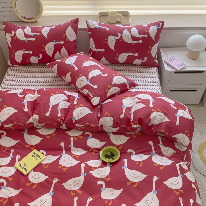 91家纺网 家纺一手货源 找家纺 麦伦 2022新款13372全棉儿童卡通系列四件套 绅士鹅