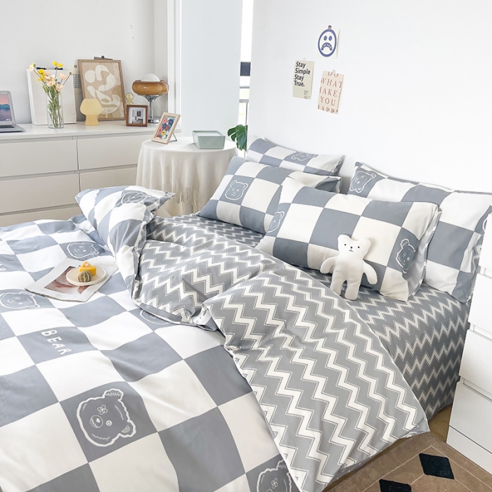 91家纺网 家纺一手货源 找家纺 麦伦 2022新款13372全棉儿童卡通系列四件套 灰格熊